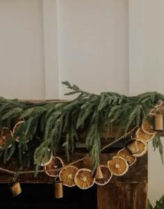 christmas garland with orange slices and pine cones