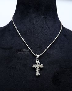 925 sterling silver plain shiny design stylish holy cross pendant, vintage antique style stunning divine pendant, best gifting unisex jewelry from India. Metal-925 sterling silver. Item type-Pendant Weight-4.970 grams. Height-4.0 centimeter. Width-2.0 centimeters. Stamped-925. Finish-Oxidized. Note :chain is not include in this price, to purchase chain please visit following links: https://www.etsy.com/listing/823425858/16-to-30-long-screw-chain-925-sterling?ref=listings_manager_grid Make excell Sterling Silver Oxidized Crucifix Necklace, Oxidized Sterling Silver Cross Pendant Necklace, Spiritual Silver Cross Necklace With Oxidized Finish, Traditional Silver Cross Necklace Gift, Traditional Silver Cross Necklace As Gift, Traditional Silver Cross Necklace, Silver Filigree Cross Jewelry, Silver Cross Jewelry With Filigree Details, Sterling Silver Oxidized Cross Necklace