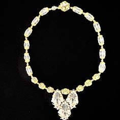 A Timeless Good-Tone Necklace Bearing The Signature Miriam Haskell Adorned With Prism Cut Faux Diamonds, Jewels, And Filigree. Amazing Detailing Construction. Miriam Haskell Jewelry, Miriam Haskell, Vintage Necklace, Womens Jewelry Necklace, Jewelry Necklaces, Diamonds, Women Jewelry, Necklaces, Gold