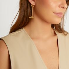 Shop the Harper earrings from the Classic Gold Collection, the perfect drop down chain earrings for any chic look. Handcrafted with 24K gold-plating in NYC. Brass Clip-on Drop Earrings, Modern Gold Brass Clip-on Earrings, Gold Brass Dangle Clip-on Earrings, Gold-tone Long Drop Linear Earrings, Long Drop Gold-tone Linear Earrings, Ben Amun Earrings, Luxury Gold-tone Brass Clip-on Earrings, Chic Look, 24kt Gold