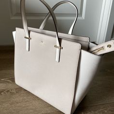 Not Sure What It’s Called, But A Lovely Light Eggshell/Tan Neutral Bag That Comes With Detachable Crossbody Straps. Full Zipper On Top. No Discolorations/Issues. Never Worn Out. Classic Neutral Satchel Bag, Elegant Cream Kate Spade Bag, Classic Neutral Bags With Double Handle, Kate Spade Beige Workwear Bag, Kate Spade Beige Shoulder Bag, Cream Bags With Removable Pouch For Work, Elegant Neutral Bag With Removable Pouch, Cream Work Bag With Removable Pouch, Cream Work Bags With Removable Pouch