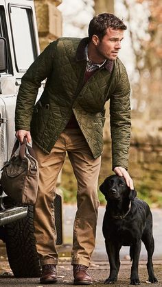 Barbour Jacket Mens, Countryside Outfit, Countryside Fashion, Mens Accessories Vintage, Preppy Mens Fashion, Mens Gadgets, Gents Fashion