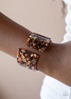 Haute Hustle Brown  ✧ Bracelet Bracelet Acrylic Bracelet, Brown Acrylic, Brown Bracelet, Shell Pattern, Estilo Chic, Paparazzi Accessories, Silver Bars, Paparazzi Jewelry, Affordable Jewelry