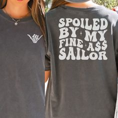 Military Wife Comfort Colors Shirt is the perfect gift for any sailor's wife, girlfriend, or fiance for birthday, Christmas, or Anniversary! If you want the front pocket of your shirt personalized, enter it in the personalization box below the color/size dropdown menus! This shirt fits true to size.  If you want an oversized look, order one size up.  If you want the oversized dress look, order two sizes up. Short Sleeve: This is made with a 1717 Comfort Colors, garment-dyed t-shirt. Made with 10 Navy Girlfriend Shirts, Proud Navy Girlfriend, Navy Military Women, Military Wife Quotes, Just Girl, Military Wife Life, Navy Girlfriend, Military Girlfriend, Military Spouse