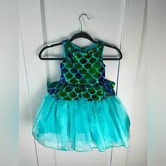 Nwot Disney Girl’s Limited Edition Rare Princess Ariel Little Mermaid Scale Party Dress Size Girls. This Dress Is Even More Beautiful In Person. The Scales Change Color By The Way They Are Flipped As Well As When The Light Catches Them. This Is Truly A Magical Timeless Collectors Piece! Little Mermaid Dresses For Kids, Arial Dress For Kids, Little Mermaid Dresses Kids, Baby Cinderella Dress, Princess Dress Red, Scale Dress, Princess Ariel Dress, Tutu Couture, Tiana Dress