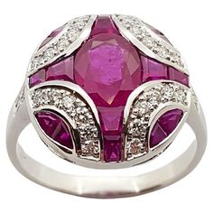 White Gold Ruby Ring, Period Jewelry, Ruby Diamond Necklace, Diamond Ring Set, Ruby Diamond Rings, Jewels Rings, Diamond Ring Settings, Royal Jewels, Art Deco Diamond