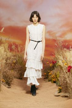 Introducing Pre-Fall 2025 ✨ Inspired by the American Southwest keeping with the brand’s nostalgic-boho feel. The collection is defined by by voluminous draping, artful tailoring and romantic detailing. #cinqasept