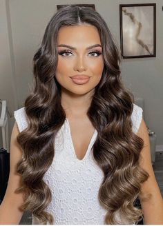 Hollywood Waves Brunette, Middle Part Hollywood Waves, Wavy Hairstyles For Wedding, Wavy Hair Wedding, Pageant Hair, Bridal Hair Buns, Curls For Long Hair, Fresh Makeup