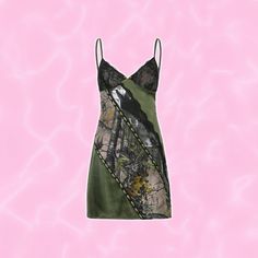 Fairycore aesthetics <3 SIZE/CM WAIST BUST LENGTH S 67 78 68 M 71 82 69 L 75 86 70 Lace Patchwork, 2000s Fashion, Y2k Aesthetic, Y2k Fashion, Green Dress, Slip Dress, Lace, Green, Beauty