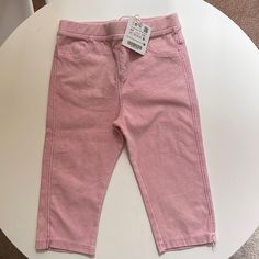 Stretchy Kids Pants In Pink Size 4-5 Cute Zara Bottoms For Spring, Spring Playwear Bottoms With Pockets, Casual Pink Leggings With Pockets, Pink Casual Leggings With Pockets, Zara Casual Leggings, Pink Long Pants For Playwear, Pink Bottoms For Playwear, Pink Cotton Pants For Playwear, Zara Pink Pants