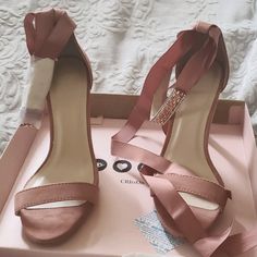 Blush Suede Size 6 Feminine Blush Block Heels, Blush Block Heel Heels For Evening, Elegant Blush Block Heel Shoes, Elegant Blush Block Heel, Blush Block Heel Party Shoes, Blush Block Heels For Party, Elegant Pink Wedge Heels, Feminine Heels For Prom, Blush Ankle Strap Heels For Party