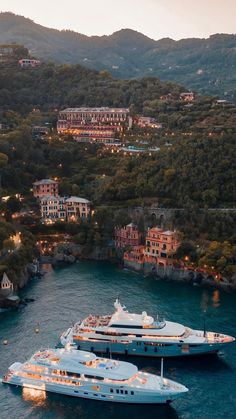 Portofino Italy Aesthetic Portofino Italy Aesthetic, Scenery Reference, Yacht Aesthetic, Simplon Orient Express, Portofino Italy, Best Boutique Hotels, Italy Aesthetic, Beautiful Cities, Luxury Yachts