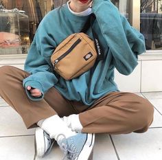 #boy #aesthetic #cloth #outfit #costume #classic #softboy #gothboy #grungeboy #soft #grunge #goth #pastel #boystyle #boyaesthetic #goth #pastelgoth #grungeaesthetic #vintage #soft #casual #skater #black Goth Outfit, Korean Fashion Outfits, Soft Boy, Grunge Look, Hip Hop Outfits, Fashion Mode, Retro Outfits