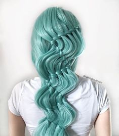 Perfect Curly Hair, Blue Green Hair, Hair Styles 2017, Trendy Hair Color, Curly Hair Cuts