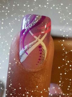 Pink Nail Glitter Ideas, White French Tips With Purple Design, School Nail Designs, Fingernail Polish Designs, Purple Nail Art Designs, Purple Glitter Nails, Purple Nail Art, Art Deco Nails, Manicure Nail Designs