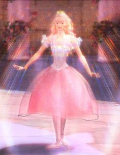 #barbie #clara #thenutcracker #icons #claranutcracker #ballet #did #alter Barbie Clara, Did Alter, Barbie Films, Barbie Pfp, Barbie 12 Dancing Princesses, Cute Barbie, Pastel Color Background, Princess Charm School