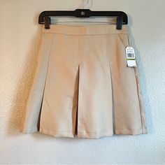 Nautica School Uniform Khaki Pleated Skirt Girls Size 14 Regular Pockets Elastic Waist Shorts Underneath *G Khaki Pleated Skirt, Uniform Skirt, Khaki Skirt, Skirt With Pockets, Elastic Waist Shorts, Kids Bottoms, Pleated Skirt, Elastic Waist, Elastic