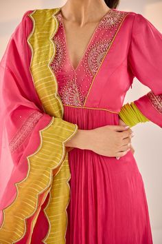 Buy Pink Satin Georgette Embroidery Bloom V Neck Lunar Anarkali Palazzo Set For Women by Label RSD Online at Aza Fashions. Three Fourth Sleeve Designs For Kurti, Bloom Embroidery, Collar Kurti, Boutique Style Dresses, Boutique Designs, Trendy Outfits Indian, Bandhani Dress, Scallop Border, Lace Dress Design