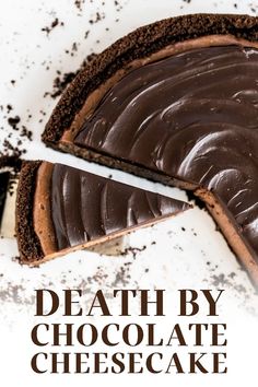 Death by Chocolate Cheesecake features chocolate in FOUR forms: cookie crust, homemade double chocolate cheesecake filling, and an easy from-scratch chocolate ganache topping. The best recipe ever! So delish. #chocolatecheesecake #deathbychocolate Fridge Desserts, Cheesecakes Recipes, Chocolate Ganache Topping, Restaurant Desserts, Double Chocolate Cheesecake, Cream Cheese Desserts, Chocolate Cheesecake Recipes, Dating Anniversary, Chocolate Graham Crackers