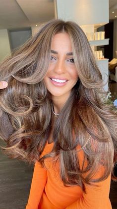 Rambut Brunette, Light Brunette, Brown Hair Shades, Beige Hair, Korean Hair Color, Brown Hair Looks, Balayage Hair Dark