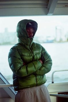 Montbell Outfit, Waterproof Jacket Outfit, Montbell Jacket, Montbell Puffer, Puffer Jacket Outfit, Streetwear Ideas, Green Puffer Jacket, Braids For Boys