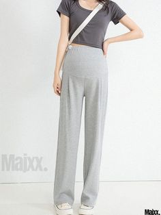 Easy-Fitting Maternity Pants for Growing Bellies Modern Maternity, Modern Mom, Stylish Maternity, Pregnancy Outfits, Maternity Pants, Maternity Clothing, Maternity Jeans, Wide Legs, Maternity Wear