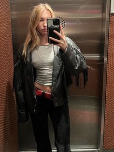 marlene mckinnon ★ marauders era Sade Aesthetic, Lila Moss, Outfit Collection, Paris Mode, I'm With The Band, Kaia Gerber, Autumn Outfits, Aesthetic Outfit, Looks Chic