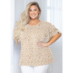 SHOWMALL Plus Size Clothes for Women Double Ruffle Short Sleeve Tunic Shirt Summer Tops Loose Fitting Clothing Comfy Womens Tops And Blouses - Womens plus size tunic tops are made of soft and lightweight fabrics to make you feel comfy in all seasons, especially in hot summer. It is a very cute and stylish tee shirt top with double ruffle that will definitely look elegant on your figure. Material: Plus size summer tops made of soft and lightweight fabric, is super breathable, stretchy and comfort Loose Fitting Clothes, Flowy Tops Summer, Plus Size Summer Tops, Plus Size Tops For Women, Chic And Curvy, Fitting Clothes, Ruffled Tunic, Oversize Fashion, Short Sleeve Tunic