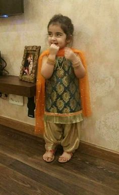 #fashion #punjabi Party Wear Dress Ideas, Baby Frock Designs, Pakistani Kids Dresses, Baby Frock Design, Girls Frocks, Kids Frock, Girl Frock, Dressing Design, Kids Party Wear Dresses