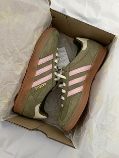 Pink And Green Sneakers, Green And Pink Adidas, Green And Pink Sambas, Strawberry Matcha Sambas, Adidas Shoes Samba Green, Green And Pink Gazelle, Addias Shoes