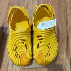 Brand New With Box Yellow Slip-on Clogs For Outdoor, Yellow Rubber Sole Clogs For Outdoor, Crocs X Salehe, Navy Flip Flops, Salehe Bembury, Crocs Flip Flops, Shoes Crocs, Brown Flip Flops, Tie Dye Men