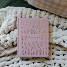 Lilac colored bible with gold colored flowers Pretty Bible, Bible Journals, Daily Grace, Wildflower Design, Bible Text, Bible Says, Journaling Bible, Study Bible, Bible Translations