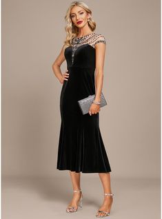 Cruise Formal Wear, Mother Of The Bride Black, Tea Length Cocktail Dresses, Velvet Evening Dress, Wedding Options, Little Black Dresses, Black Evening Dresses, Lace Evening Dresses, Evening Dresses Elegant