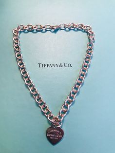 Necklace Tiffany & Co., Tiffany Smile Necklace, Tiffany And Co Padlock Necklace, Tiffany And Co Heart Tag Necklace, Tiffany And Co Heart Lock Necklace, Detailed Jewelry, Expensive Jewelry