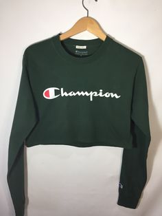 XS Champion cropped long-sleeve logo tee in emerald green. Very comfy! Trendy Green Long Sleeve Cropped Sweater, Green Fitted Crew Neck Cropped T-shirt, Green Crew Neck Crop Top Casual, Fitted Green Cropped T-shirt With Crew Neck, Green Crew Neck Cropped Sweater, Casual Green Cropped Long Sleeve Sweater, Green Long Sleeve Cropped Sweater Casual, Green Long Sleeve Cropped Casual Sweater, Green Cotton Crew Neck Cropped T-shirt