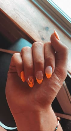 Nails Colors 2023, Easy At Home Nails, Easy Summer Nail Art, Most Popular Nails, Country Acrylic Nails, Hawaii Nails, Neon Orange Nails, Cowboy Nails, Orange Acrylic Nails