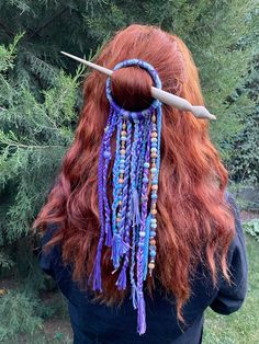 #волосы #лула Primary Ideas, Wig Styling, Hippie Hair, Dreadlock Styles, Synthetic Dreadlocks, Head Dress, Hippie Life, Strung Beads, Crochet World