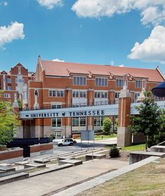 the university of tennessee campus is shown in this image