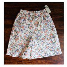 These Shorts Are Vintage And Are Brand New! They Were Nwt But The Tags Fell Off. They’re So So Cute & Comfy! White Relaxed Fit Knee-length Bottoms, White Knee-length Bottoms With Elastic Waistband, White Cotton Knee-length Bottoms, White Knee-length Cotton Bottoms, Floral Print Knee-length Bottoms For Beach, White Knee-length Beach Bottoms, Summer Cotton Bottoms, Summer Cotton Knee-length Bottoms, Casual Floral Print Shorts For Daywear