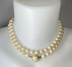 Vintage Faux Pearl Single Strand Necklace | eBay Strand Necklace, First Class, Faux Pearl, Vintage Antiques, Pearl Necklace, Vintage Jewelry, Musical, Beads