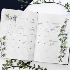 Minimalist Bullet Journal, May Bullet Journal, Bullet Journal Minimalist, Bullet Journal Monthly Spread, Bullet Journal 2020, Bullet Journal Planner, 달력 디자인, Bullet Journal Notes, Bujo Ideas