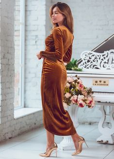 Gold Long Velvet Pencil Dress Wedding Guest Dress Evening | Etsy Bosnia and Herzegovina Fitted Gold Midi Dress For Prom, Elegant Velvet Bodycon Dress For Date Night, Gold Midi Dress For Evening, Elegant Velvet Bodycon Dress, Chic Velvet Prom Dress, Chic Midi-length Velvet Dress, Glamorous Velvet Dress For Date Night, Elegant Velvet Dress For Date Night, Elegant Velvet Bodycon Party Dress