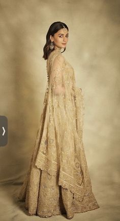 Alia Bhatt Lehenga, Radhika Merchant, Anant Ambani, Alia Bhatt Photoshoot, Bridal Lehenga Designs, Desi Clothes, Traditional Indian Outfits, Wedding Dresses For Girls, Lehenga Designs