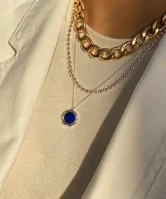 COSDAVI K-Beauty x ACCESSORY Korean Fashion SIZE 체인 Chain 42cm (+5cm) 팬던트 Pendant 2.2cm MATERIAL 925 실버 / 라피스라줄리 천연석 925 Silver / Lapis Lazuli Natural Stone RETURN AND EXCHANGE POLICY ON MEN'S FASHION: All items must be returned within 14 days from the shipping date. Items received after 14 days are not accepted. Items must be returned in their original packaging and UNWORN. Eligible returns will be credited to your original form of tender. FINAL SALE items are NOT returnable. Customers are resp Lapis Necklace, K Beauty, Chains Jewelry, Lapis Lazuli, Natural Stone, Sale Items, Natural Stones, Final Sale, Men's Fashion