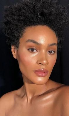 Self Love Art, Summer Makeup Trends, Dewy Makeup Look, Classic Makeup, Fresh Makeup, Summer Makeup Looks, Dewy Makeup