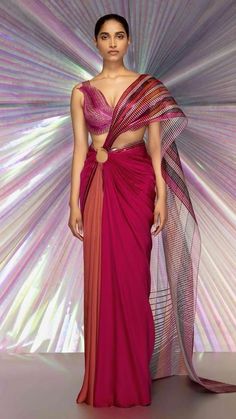 Amit Aggarwal, Saree Wearing Styles, Saree Designs Party Wear, Saree Trends, Designer Party Wear Dresses, Trendy Blouse Designs, Stylish Sarees, Saree Dress