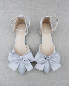 Formal Flat Heel Wedding Shoes With Bow, Formal Pointed Toe Flats With Bow, Evening Flats With Bow And Slip-on Design, Elegant Flats With Satin Bow, Blue Wedding Flats, Elegant Slip-on Flats With Bow, Flat Sandals Wedding, Silver Wedding Shoes, Bridal Shoes Flats