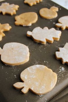 Fall Cutout Cookie Recipe, Cinnamon Brown Sugar Cutout Cookies, Cinnamon Cutout Cookies, Brown Sugar Cutout Cookies, Cinnamon Cut Out Cookies, Flavored Cutout Cookie Recipe, Fall Cutout Cookies, Flavored Cut Out Cookies, Halloween Cutout Cookies