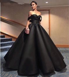 Long Elegant Prom Dresses, Black Wedding Gowns, Black Women Dress, Black Ball Gown, Satin Formal Dress, Bridal Ball Gown, Elegant Prom Dresses, Chanel Couture, فستان سهرة