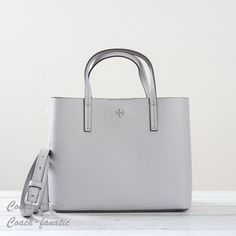 Nwt Tory Burch 85985 Blake Small Leather Crossbody Tote Bag In Bay Gray Details: Leather Silver-Tone Hardware Handles With 4.7 Inches Drop Adjustable & Removable Crossbody Strap Double T Metal Logo Magnetic Snap Closure Center Zip Pocket 9.8 X 4.7 X 7.8 Inches In Smoke Free Home!! All Items Are Guaranteed 100% Authentic And Brand New ! Elegant Silver Bag For Everyday Use, Elegant Silver Bag For Everyday, Elegant Everyday Silver Bag, Elegant Silver Everyday Bag, Modern Silver Shoulder Bag For Office, Modern Silver Bags, Modern Silver Office Bag, Classic Silver Crossbody Shoulder Bag, Silver Crossbody Satchel For Daily Use